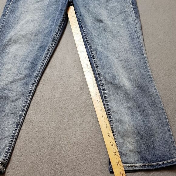 Silver distressed Suki Mid Capris size 29 waist capris / cropped - Picture 13 of 13